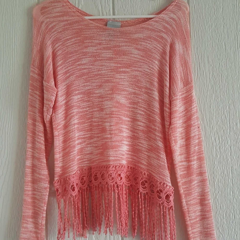 Long sleeve buckle top